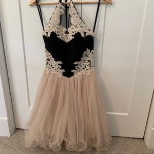 Beautiful lace and black Homecoming Dress!